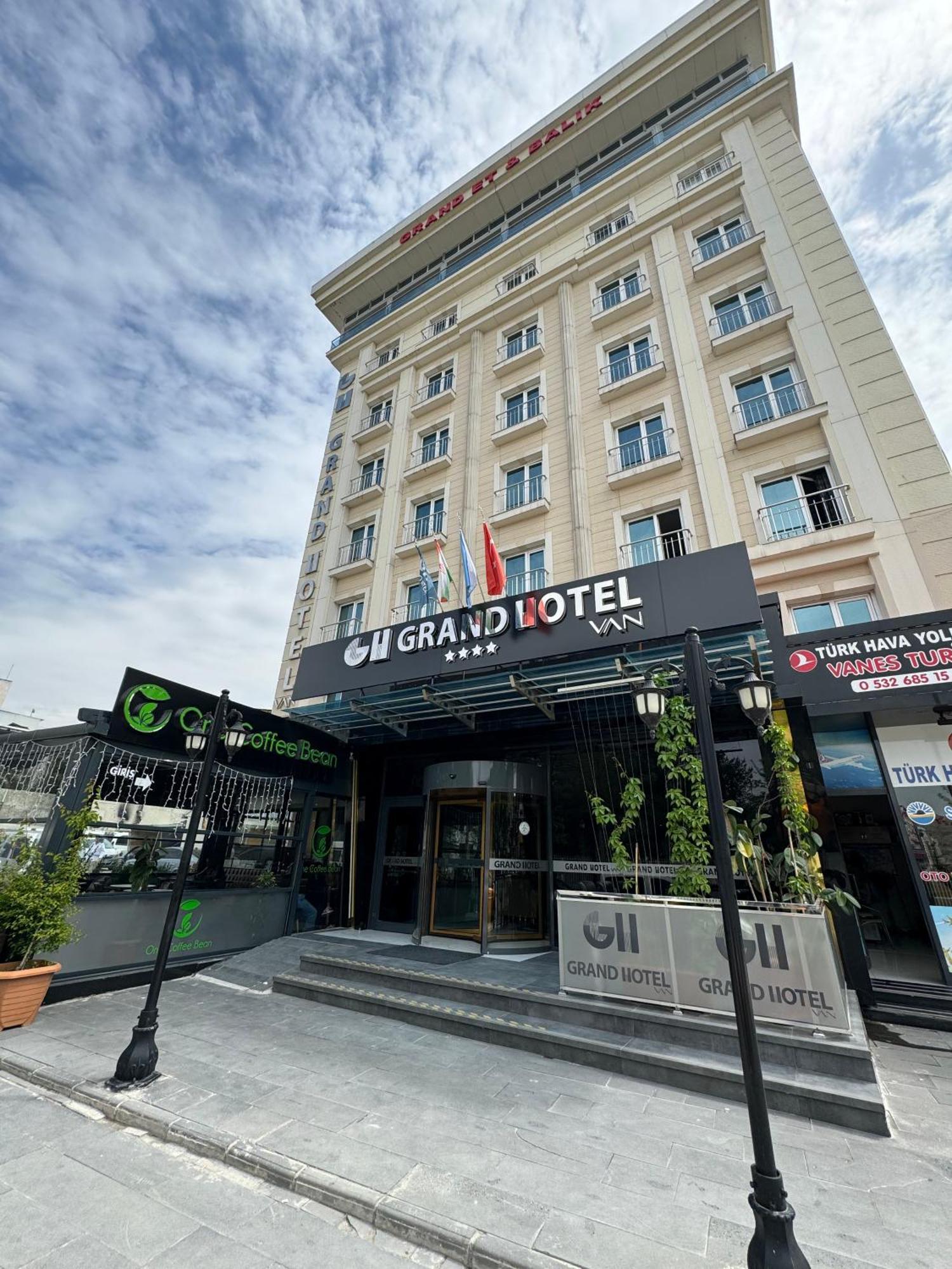 Grand Hotel Van Exteriér fotografie